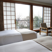 Room Descriptions