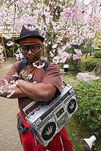 Photo:Akim Photo:Akim