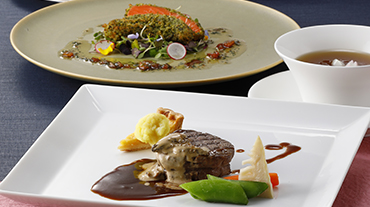 レストランSAKURA 「桜コース」<br />
3月20日～4月5日<br />
（3日前までにご予約ください）