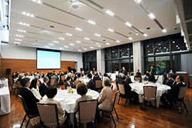 写真：会員晩餐会